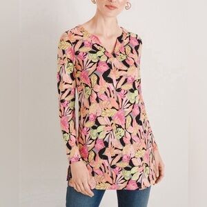 Chico’s Notch Neck Top